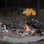 Ateş başında uyurduk. Çadırlarımız pamuklu, tulumlar zayıf, hava buz gibi. Doğada Geçmiş Zamanlar - Hakan Eşme